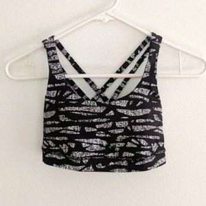 NWOT Lululemon Strappy Energy Black & White Bra Size Women 4